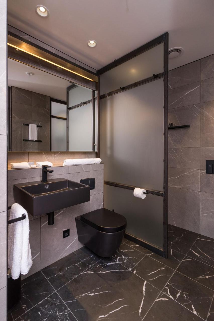 Clarence Boutique Hotel Тауранга Екстериор снимка